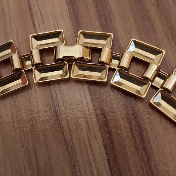 Vintage Avon 1985 Choker Bold Links Necklace Gold Tone 18” - Picture 8 of 12